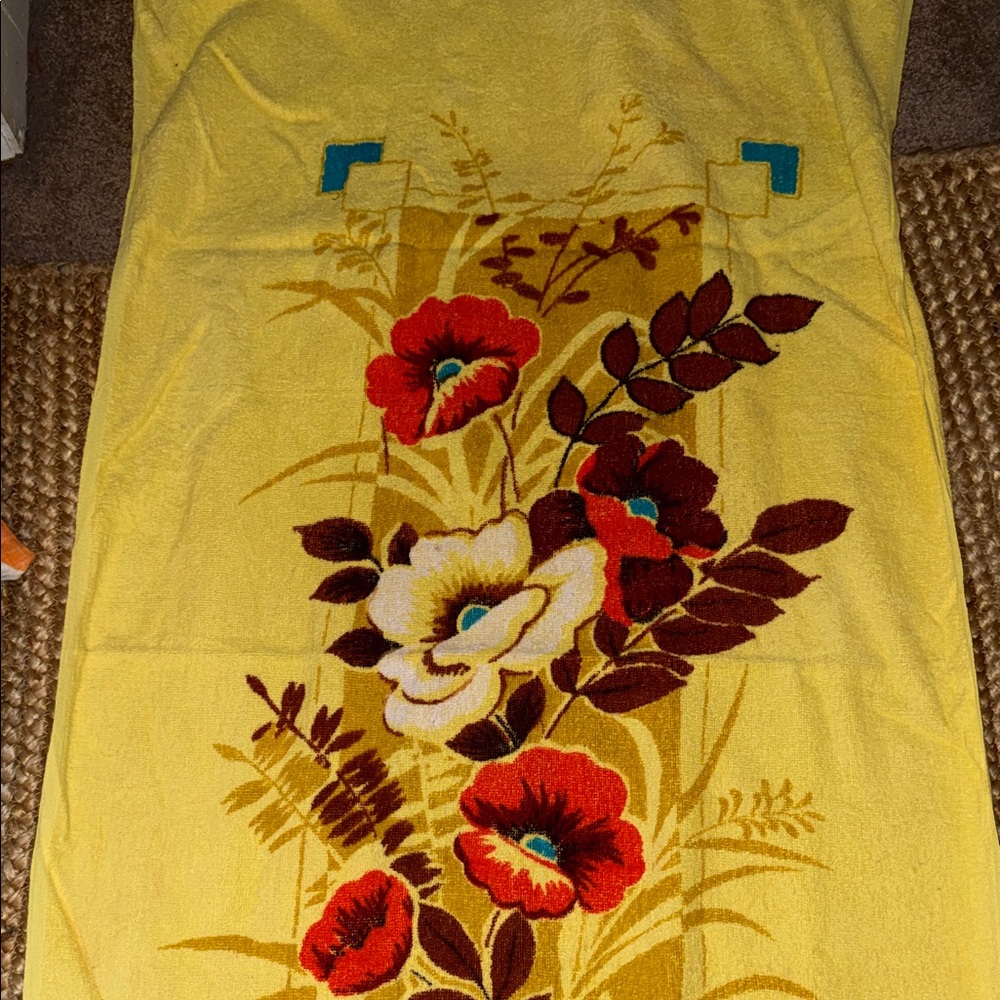 Vintage‎ floral bath towel - Picture 3 of 7